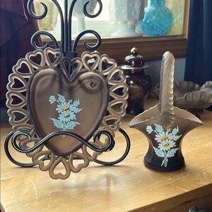 2pc smoky Westmoreland glass daisy hand painted basket heart plate 8”